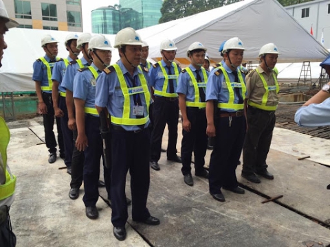bảo vệ xí nghiệp